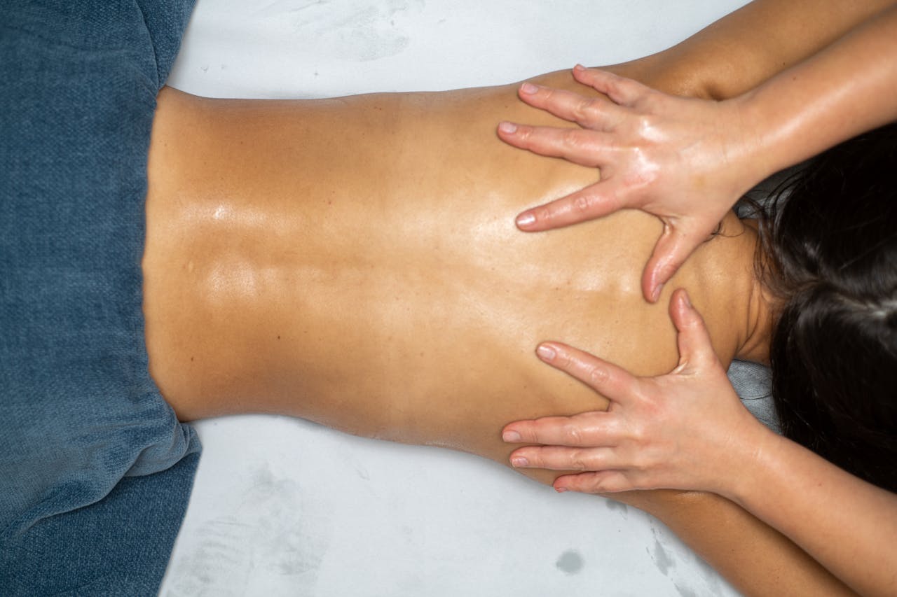 about-03 Professional massage technique for relaxing and soothing muscles.